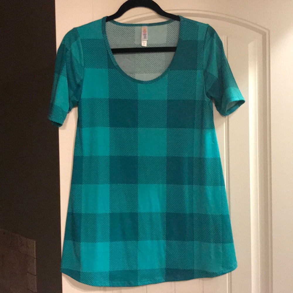 Green plaid Lularoe Perfect Tee